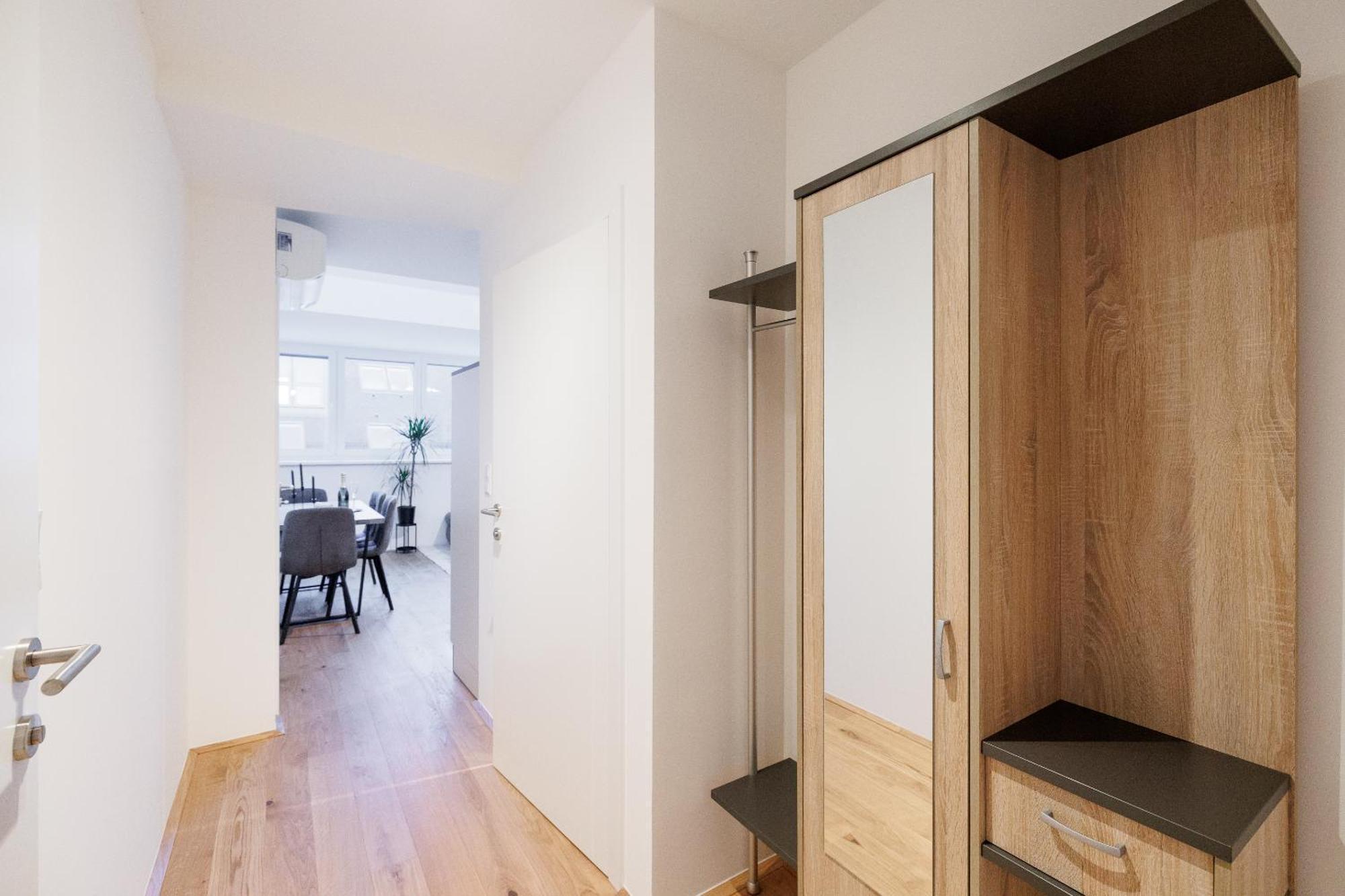 וינה Symphony Apartments 41 - Modern Loft With Terrace And Grill In Central Location מראה חיצוני תמונה